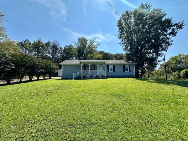 122 7TH St, Carbon Hill, AL 35549