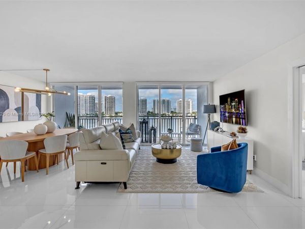 17720 N Bay Rd, Unit 903, Sunny Isles Beach, FL 33160