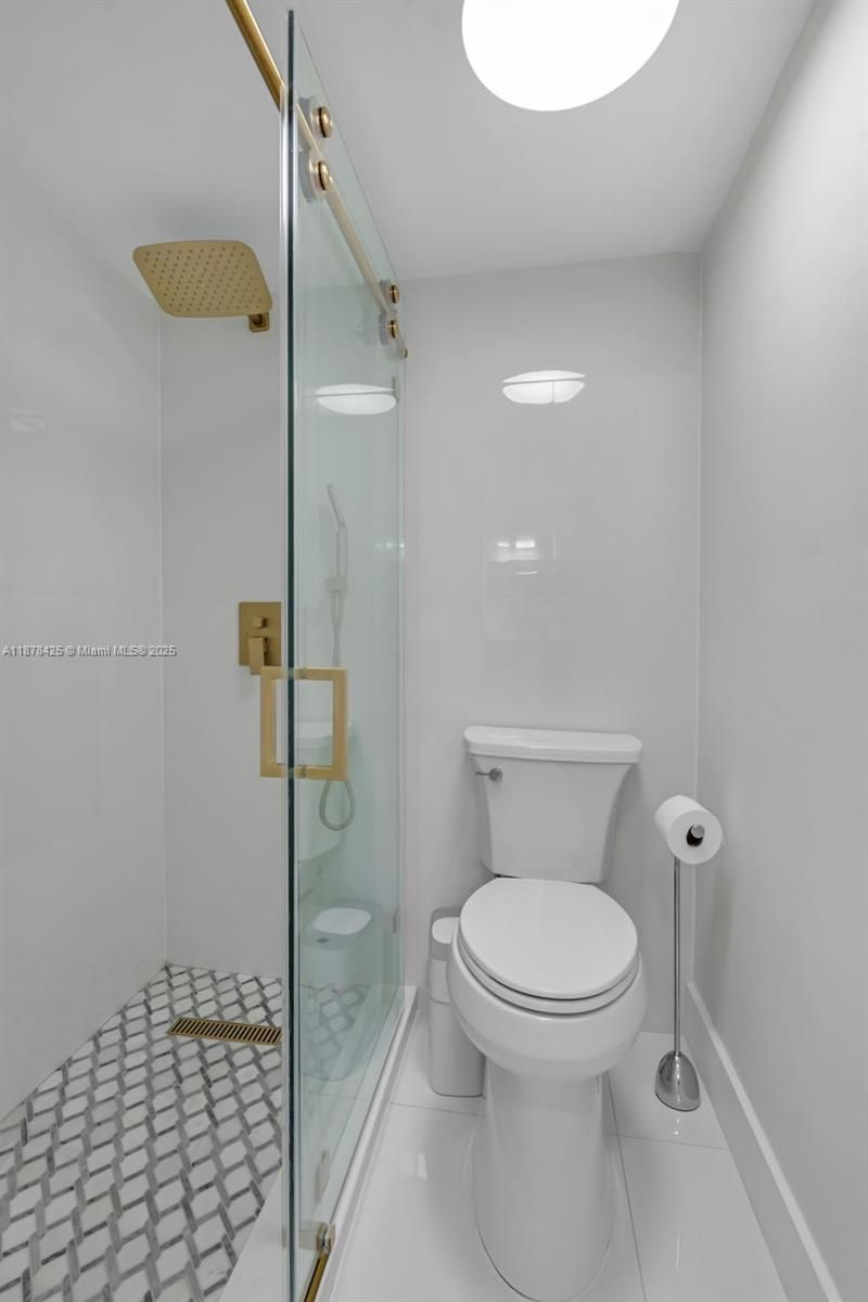 17720 N Bay Rd, Unit 903, Sunny Isles Beach, FL 33160 Photo