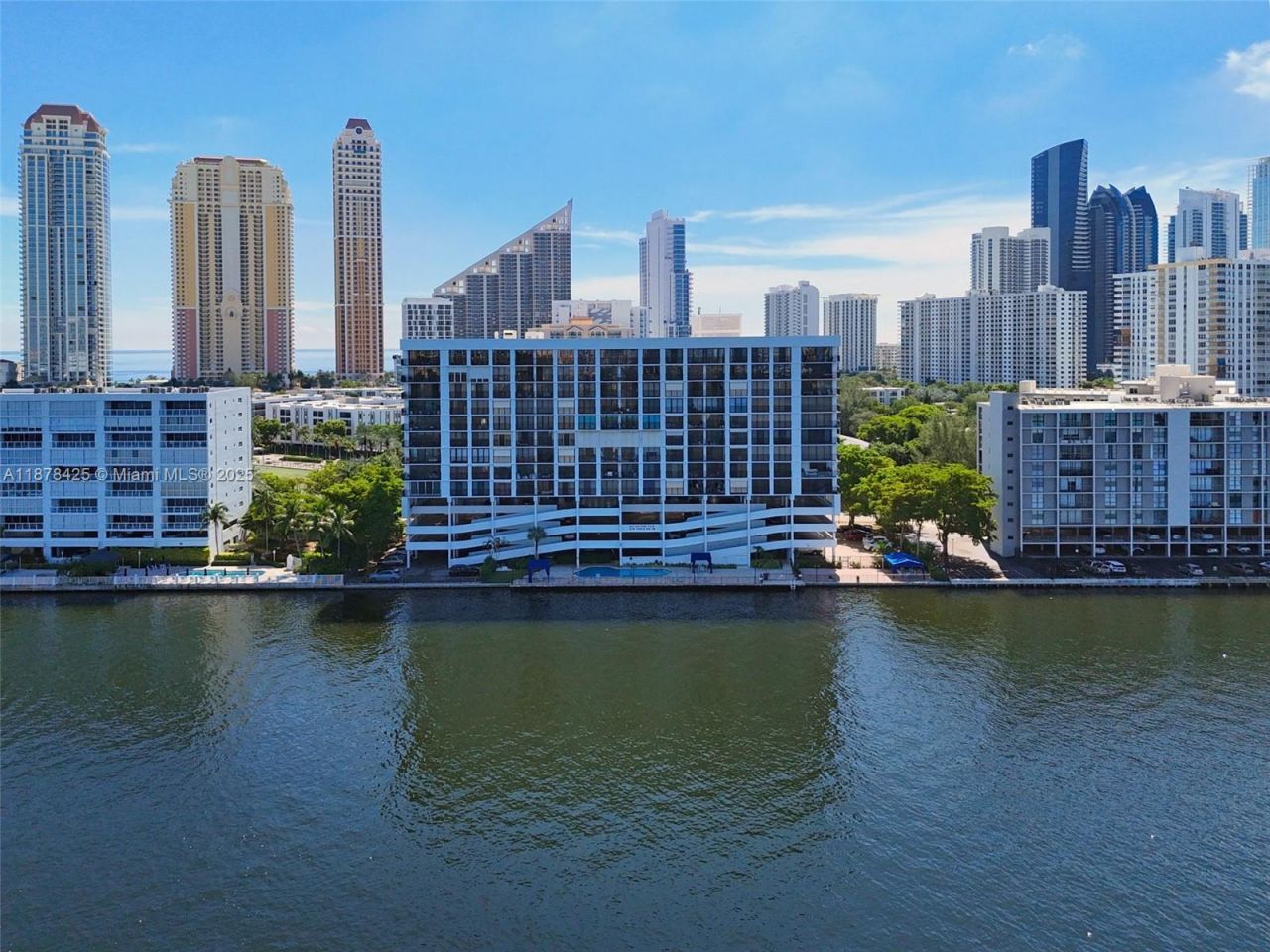 17720 N Bay Rd, Unit 903, Sunny Isles Beach, FL 33160 Photo