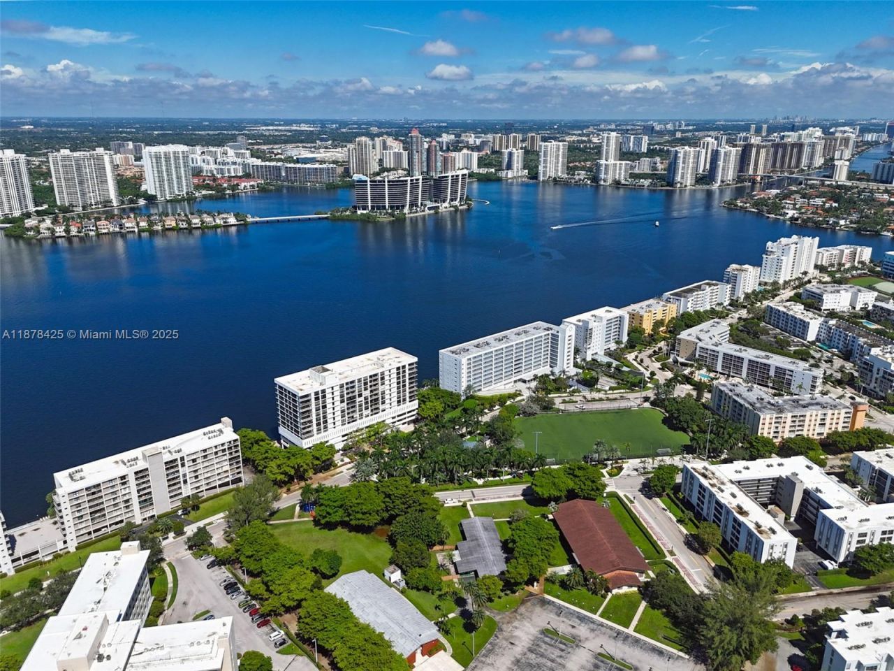 17720 N Bay Rd, Unit 903, Sunny Isles Beach, FL 33160 Photo