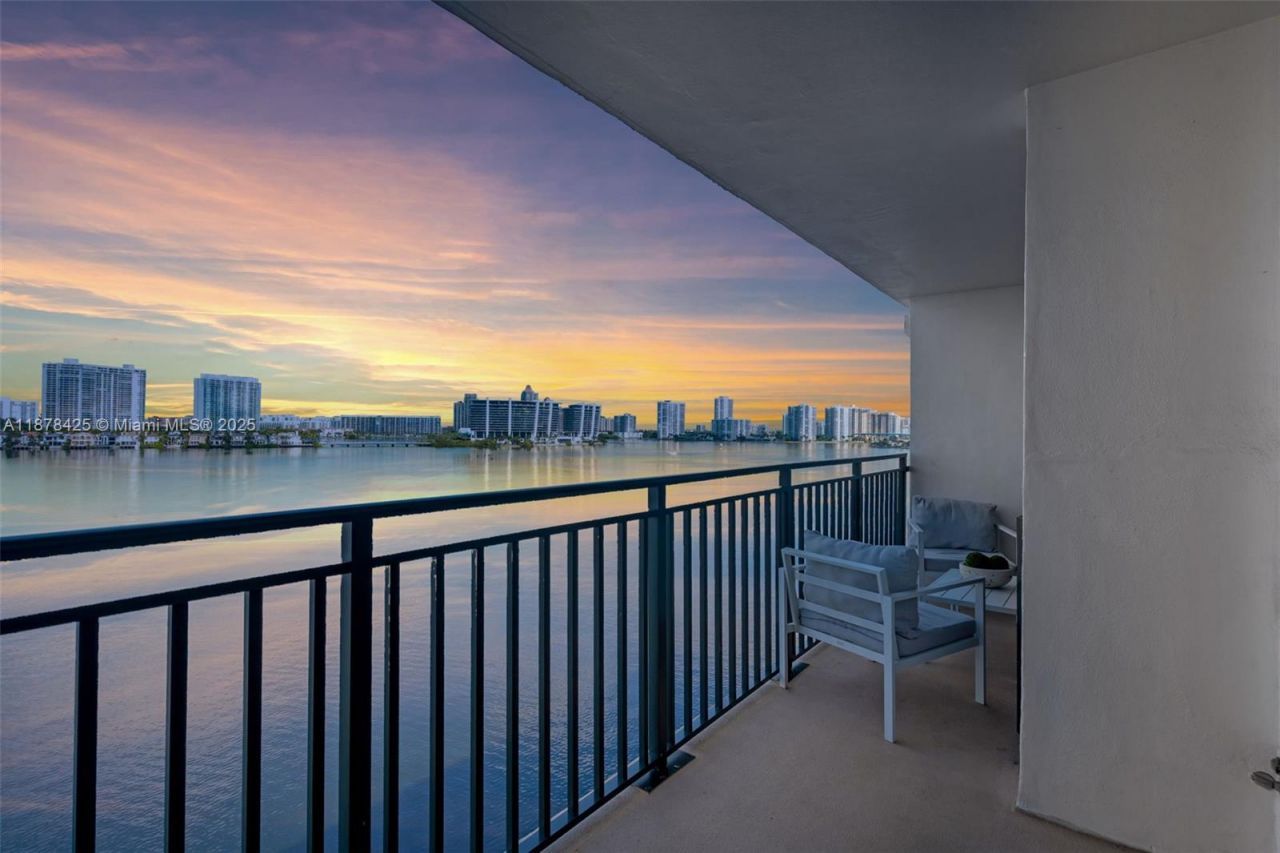 17720 N Bay Rd, Unit 903, Sunny Isles Beach, FL 33160 Photo