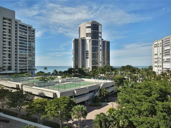 4255 Gulf Shore BLVD N, Unit 407, NAPLES, FL 34103