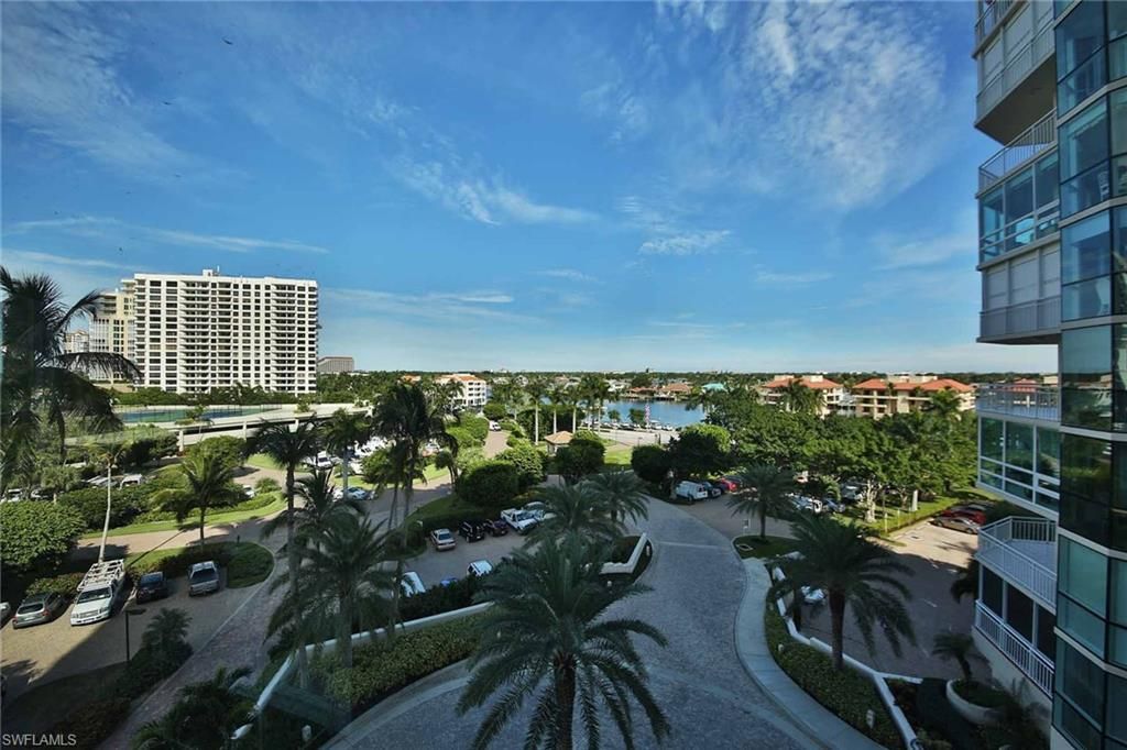 4255 Gulf Shore Blvd N, Unit 407, Naples, FL 34103 Photo