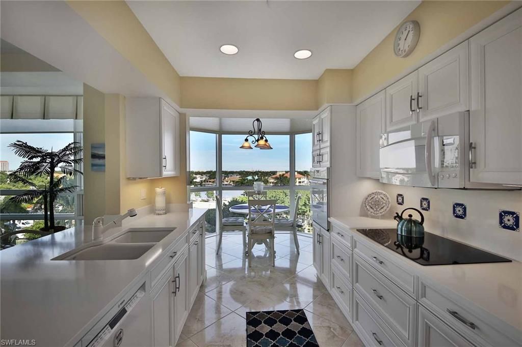 4255 Gulf Shore Blvd N, Unit 407, Naples, FL 34103 Photo