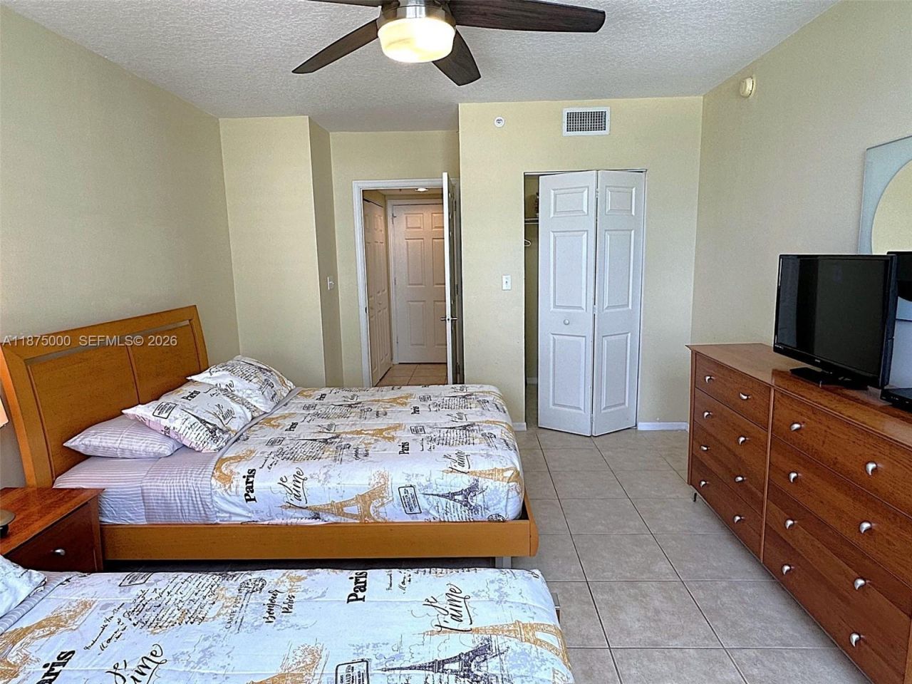 2080 S Ocean Drive, Unit 1010, Hallandale Beach, FL 33009 Photo