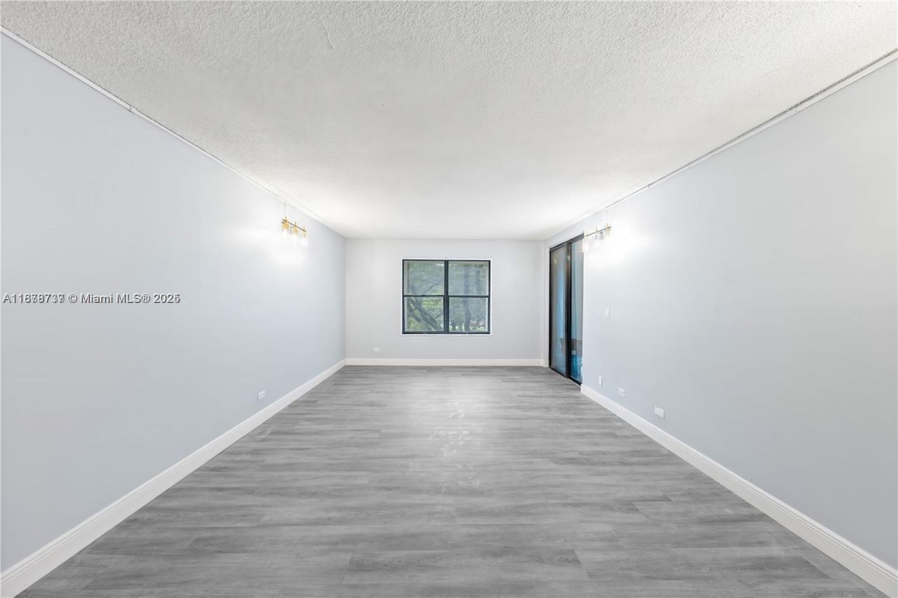 3680 Inverrary Dr, Unit 3J, Lauderhill, FL 33319 Photo