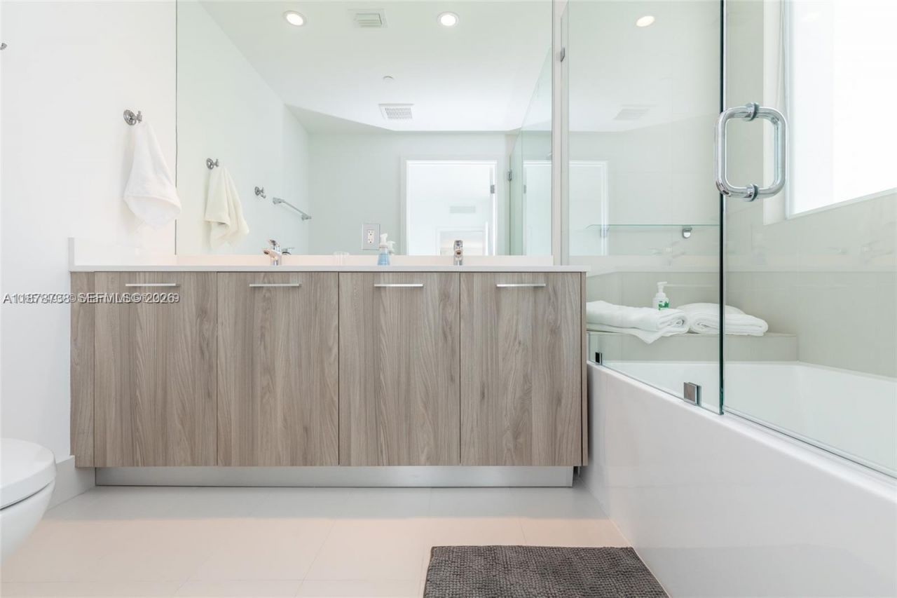 501 NE 31 Street, Unit 1709, Miami, FL 33137 Photo