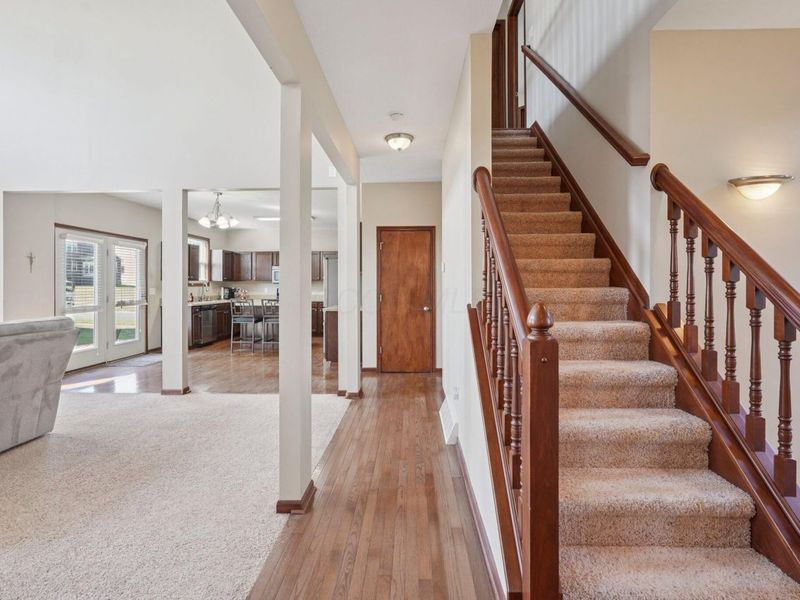 101 Stirling Way, Etna, OH 43062 Photo 9