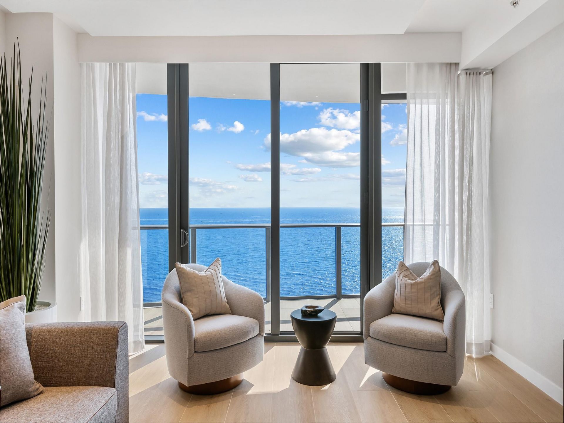 1116 N Ocean Boulevard, Unit 1502, Pompano Beach, FL 33062 Photo