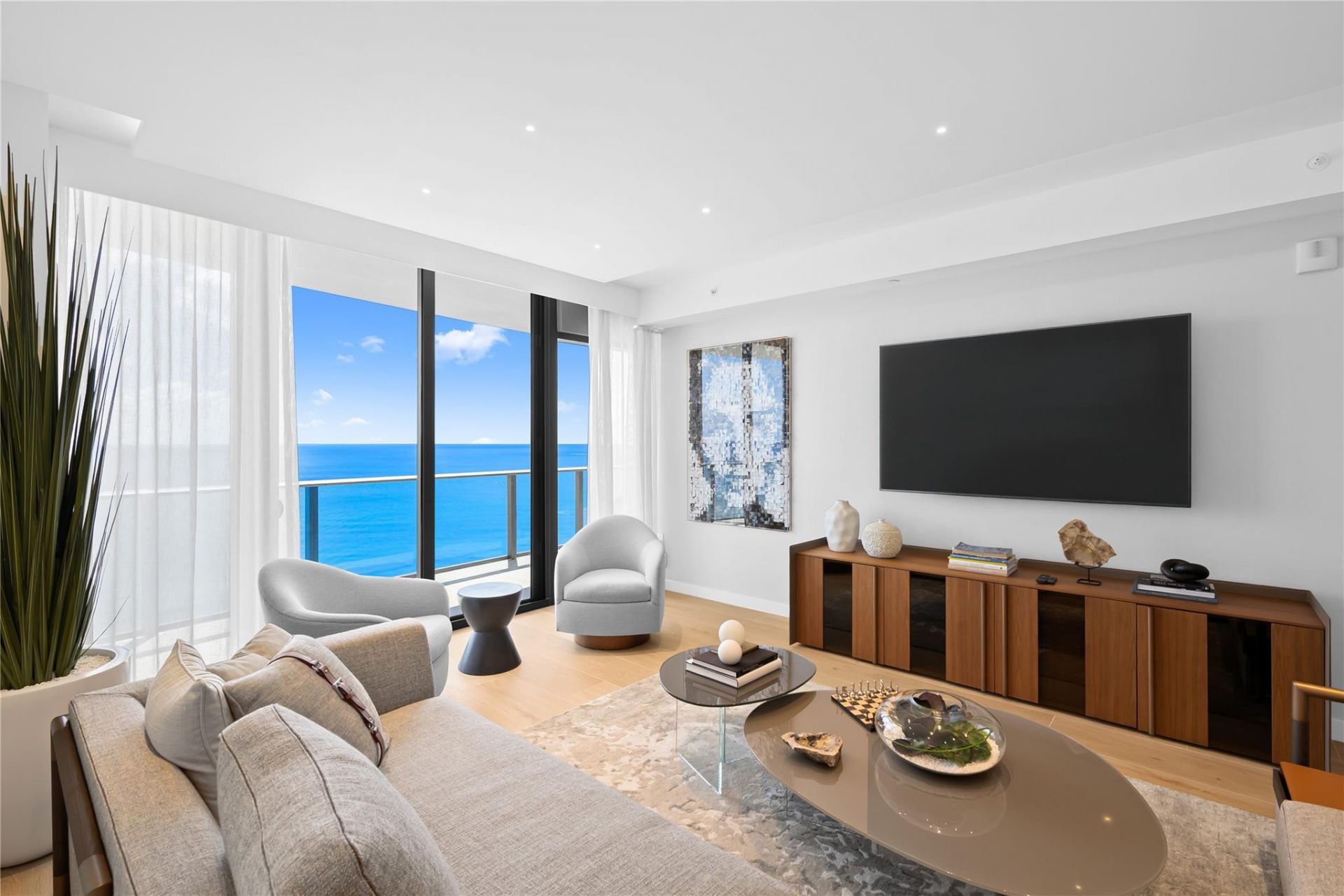 1116 N Ocean Boulevard, Unit 1502, Pompano Beach, FL 33062 Photo