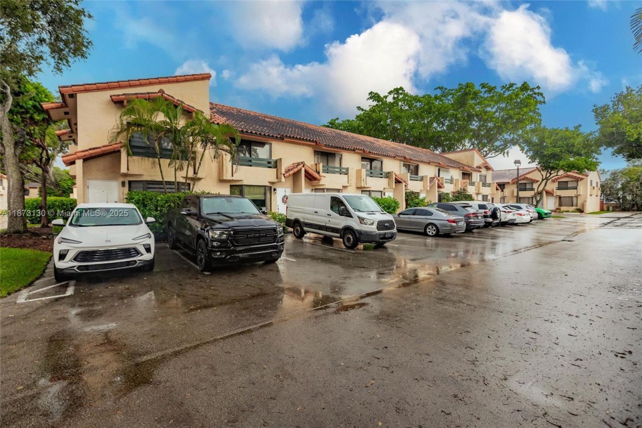 7820 SW 102nd Ln, Miami, FL 33156 Photo