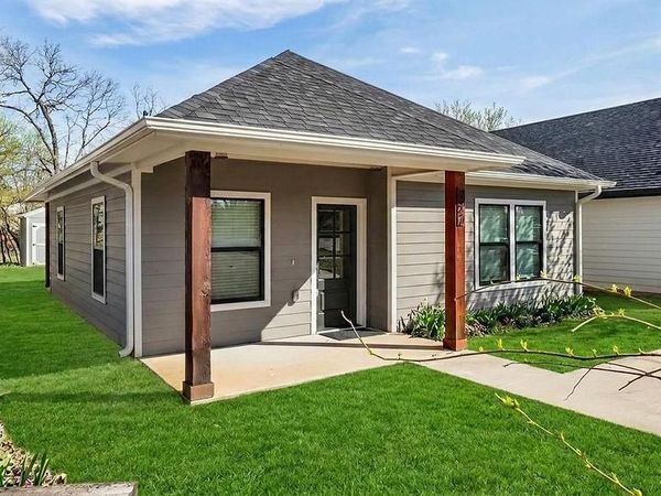 727 E Gandy Street, Denison, TX 75021