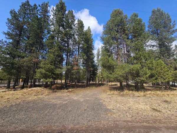 5400 Beechwood Drive, La Pine, OR 97739