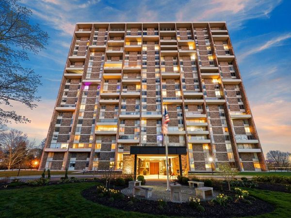 1000 Urlin Avenue, Unit 511, Grandview Heights, OH 43212