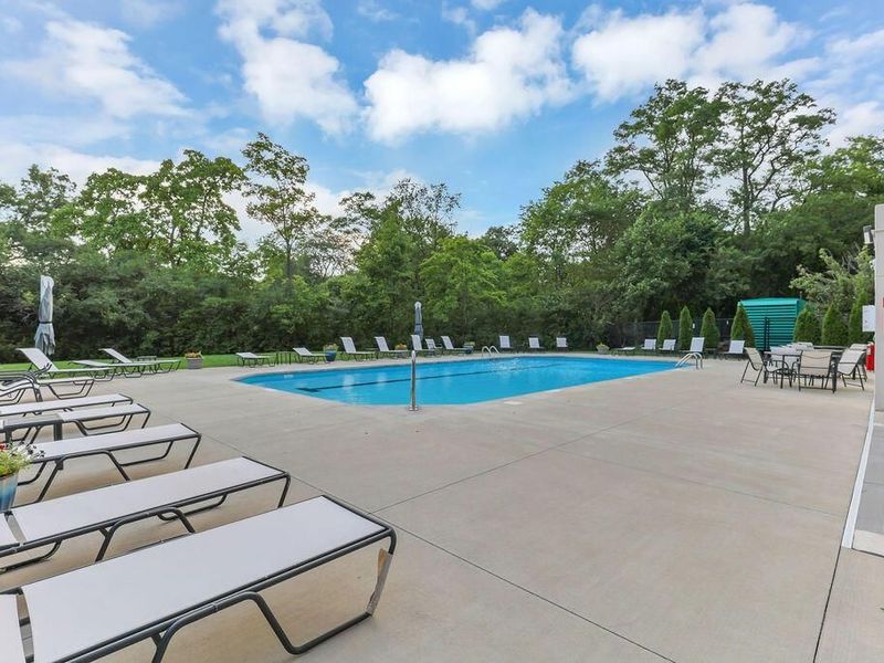 1000 Urlin Avenue, Unit 511, Grandview Heights, OH 43212 Photo 3