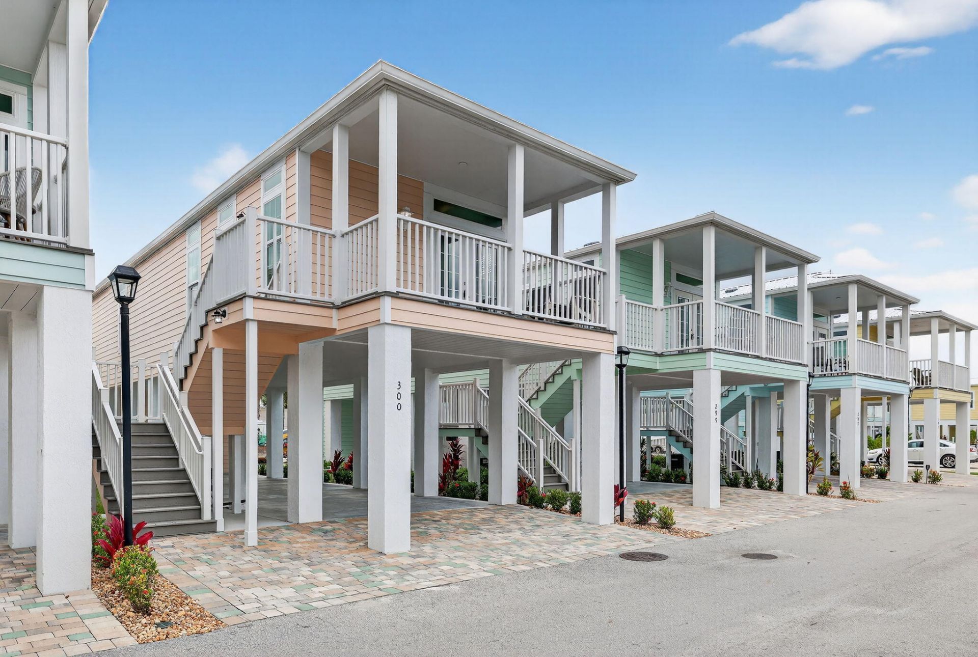 300 NE Coastal Drive, Jensen Beach, FL 34957 Photo