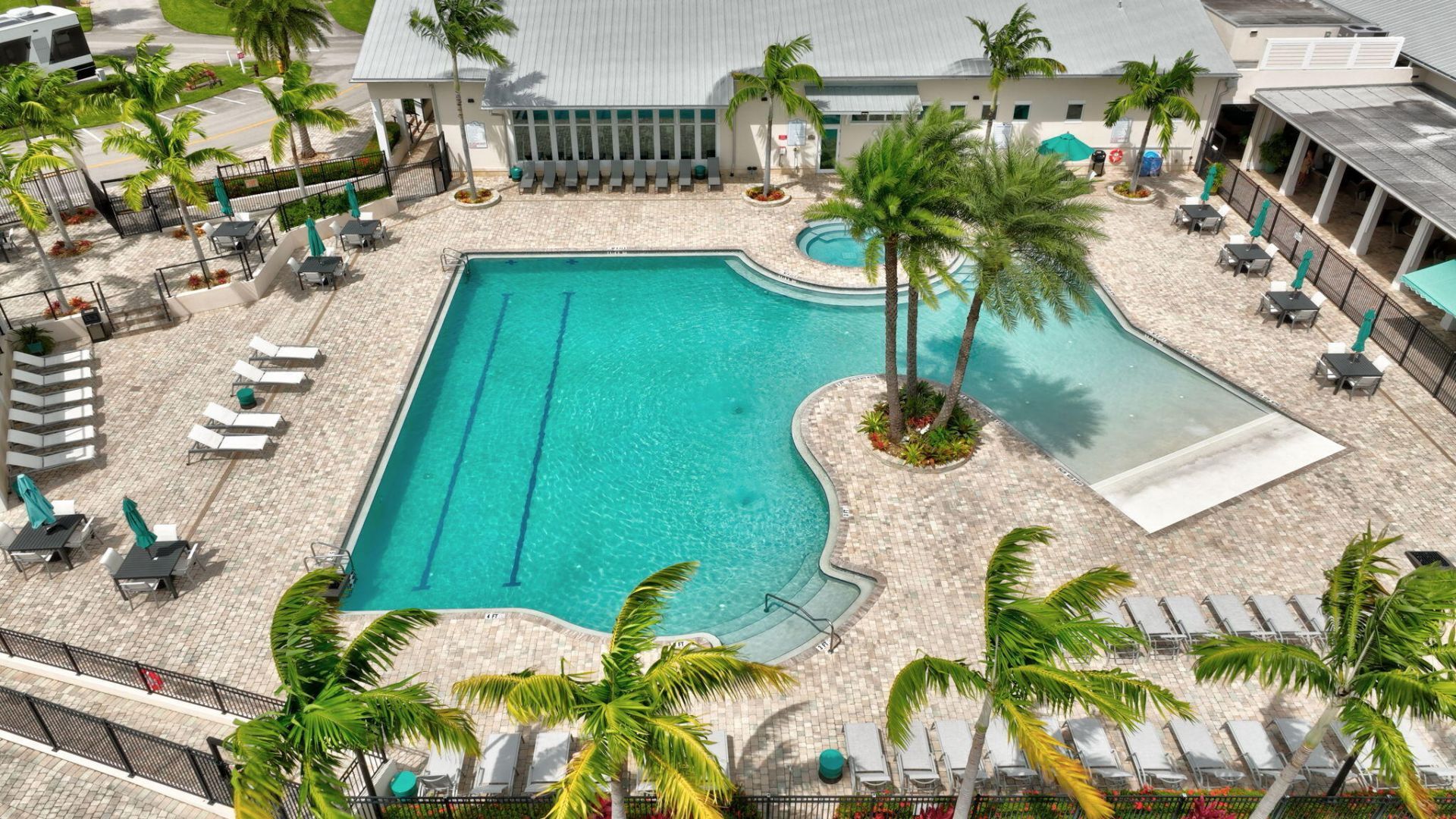 300 NE Coastal Drive, Jensen Beach, FL 34957 Photo