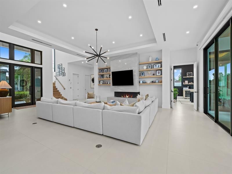 2420 NE 48th St, Lighthouse Point, FL 33064 Photo