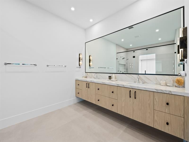 2420 NE 48th St, Lighthouse Point, FL 33064 Photo