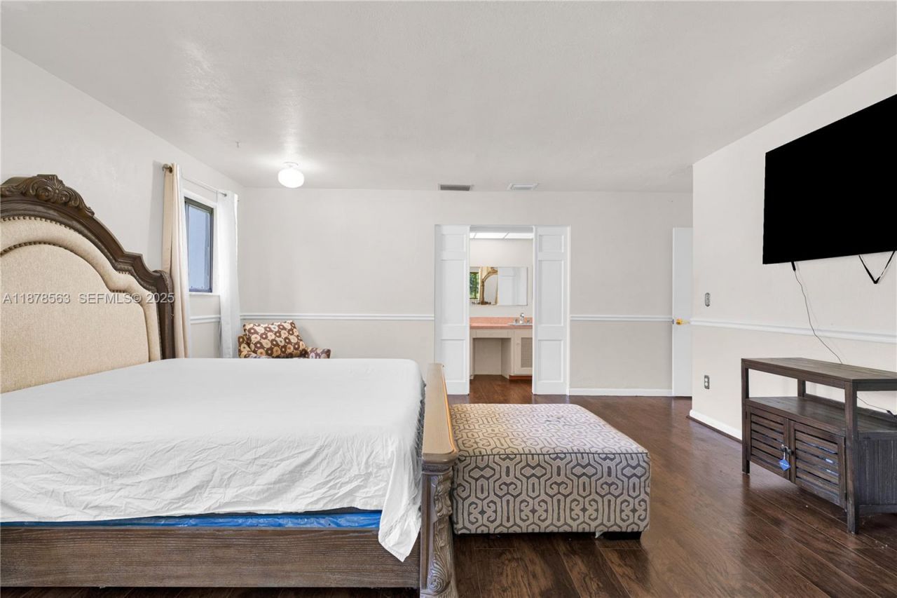 801 NW 203rd St, Miami Gardens, FL 33169 Photo