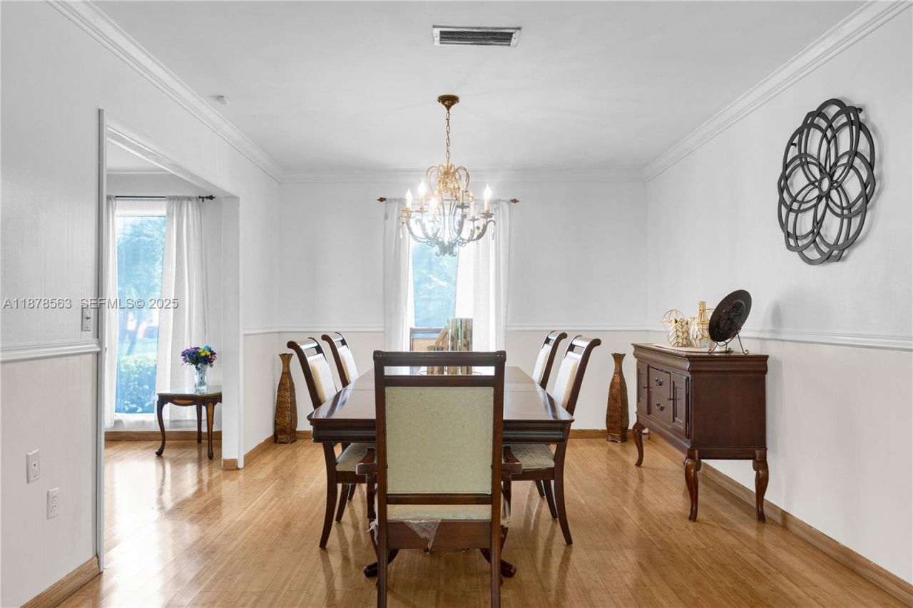 801 NW 203rd St, Miami Gardens, FL 33169 Photo