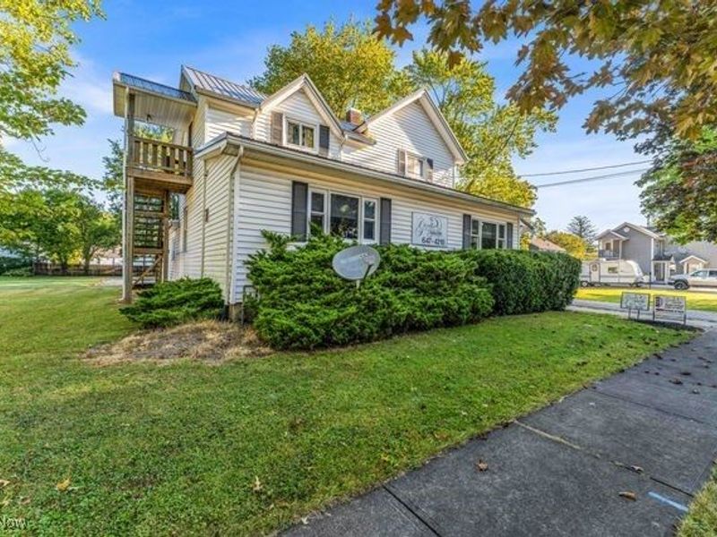 112 Vine Street, Wellington, OH 44090 Photo 3