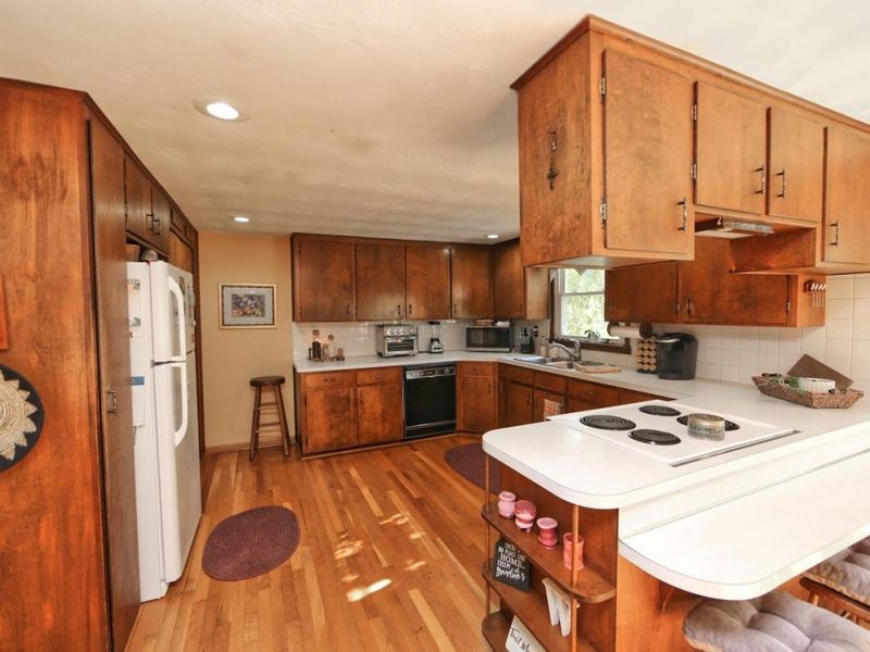 11810 Woodview Lane, Fredericktown, OH 43019 Photo 13