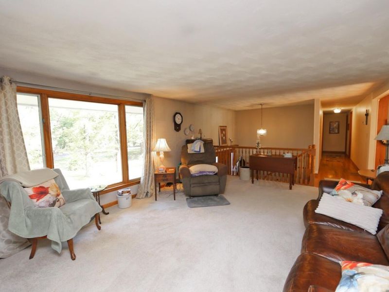 11810 Woodview Lane, Fredericktown, OH 43019 Photo 6