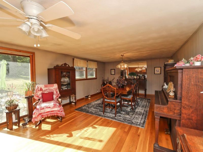 11810 Woodview Lane, Fredericktown, OH 43019 Photo 9