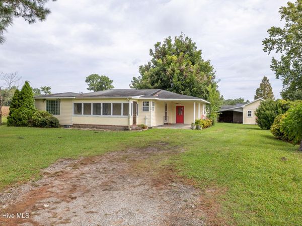 46 Herring Street, Turkey, NC 28393