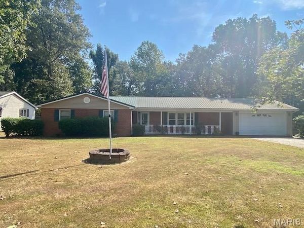 1001 S One Mile Road, Dexter, MO 63841