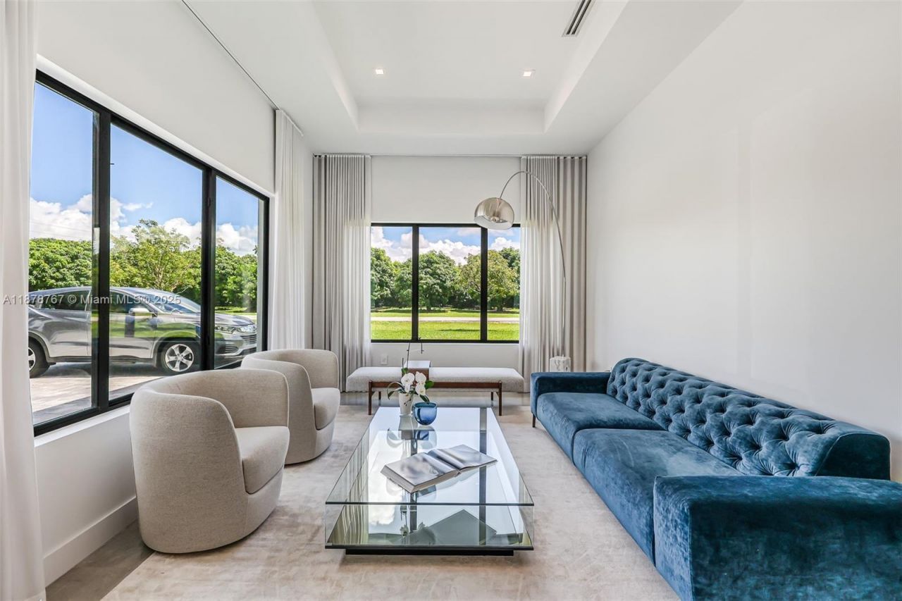 17950 SW 192nd St, Miami, FL 33187 Photo