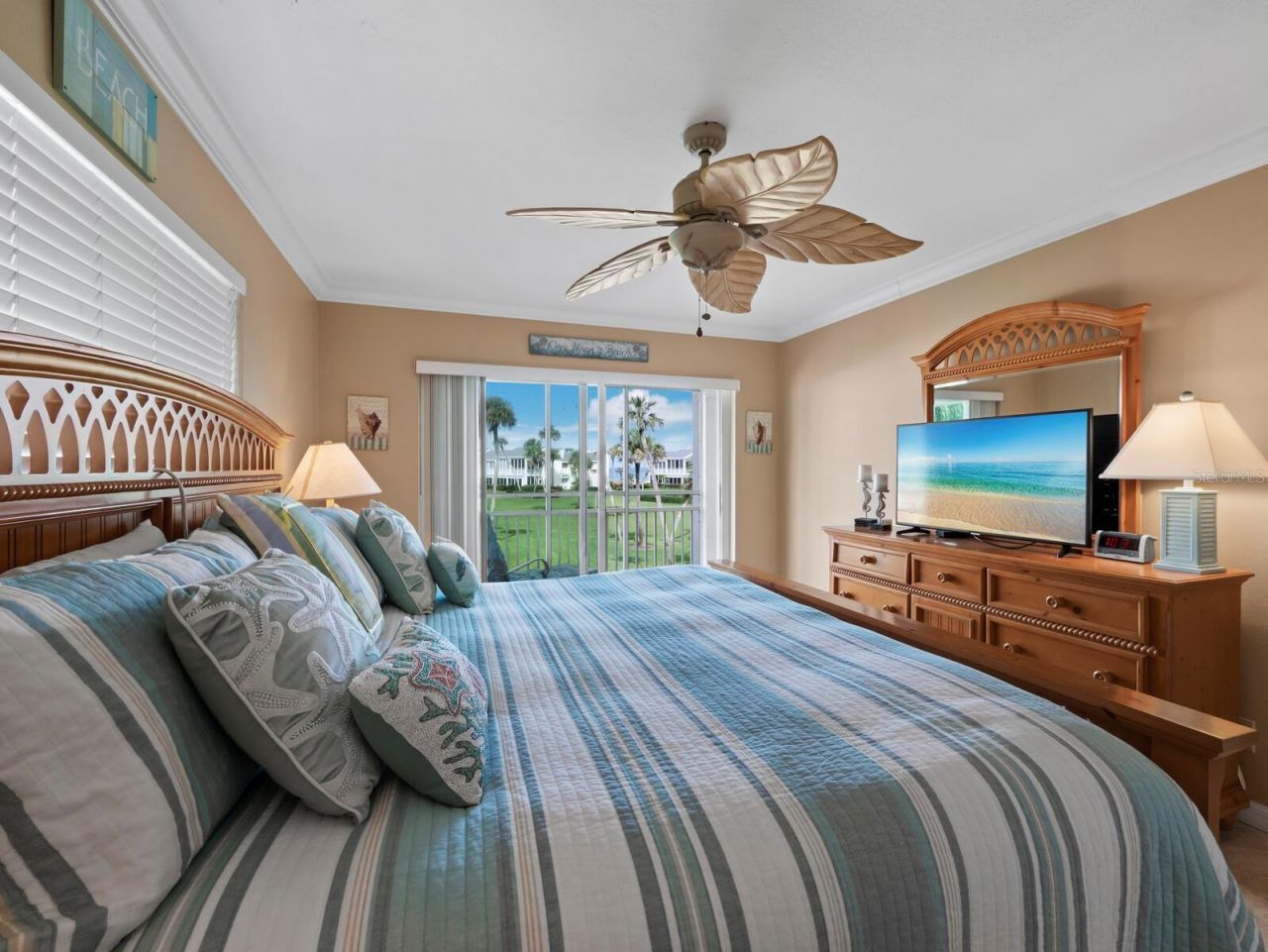 7105 Gulf Of Mexico Drive, Unit 21, Longboat Key, FL 34228 Photo