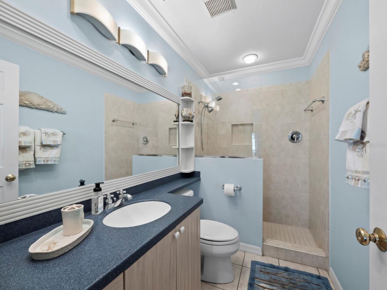 7105 Gulf Of Mexico Drive, Unit 21, Longboat Key, FL 34228 Photo