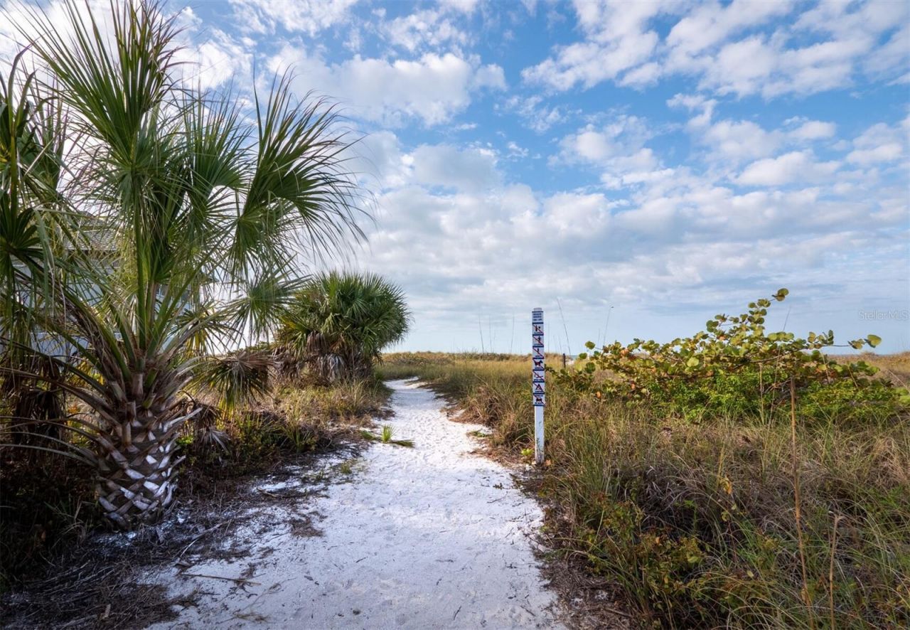 7105 Gulf Of Mexico Drive, Unit 21, Longboat Key, FL 34228 Photo