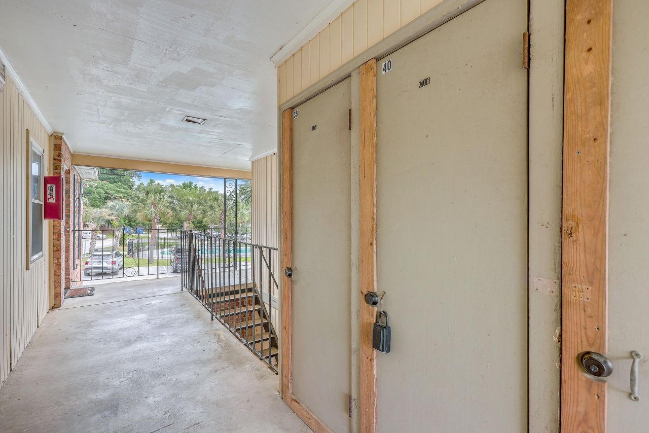 6240 Old Point Road Photo 20