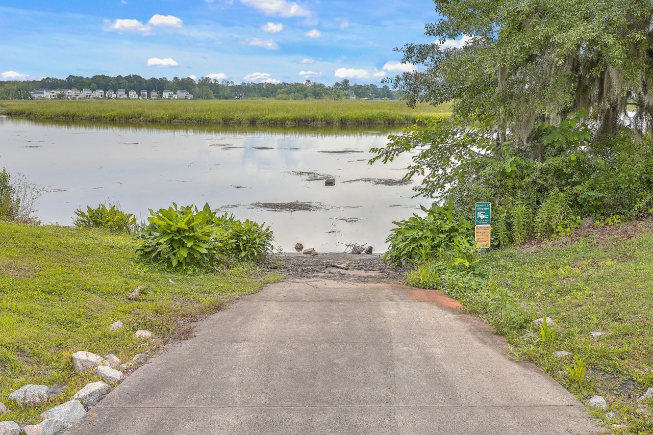 6240 Old Point Road Photo 23