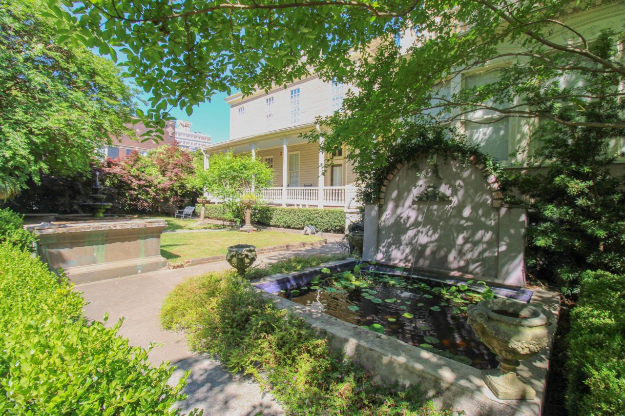 313 Meeting Street Photo 16