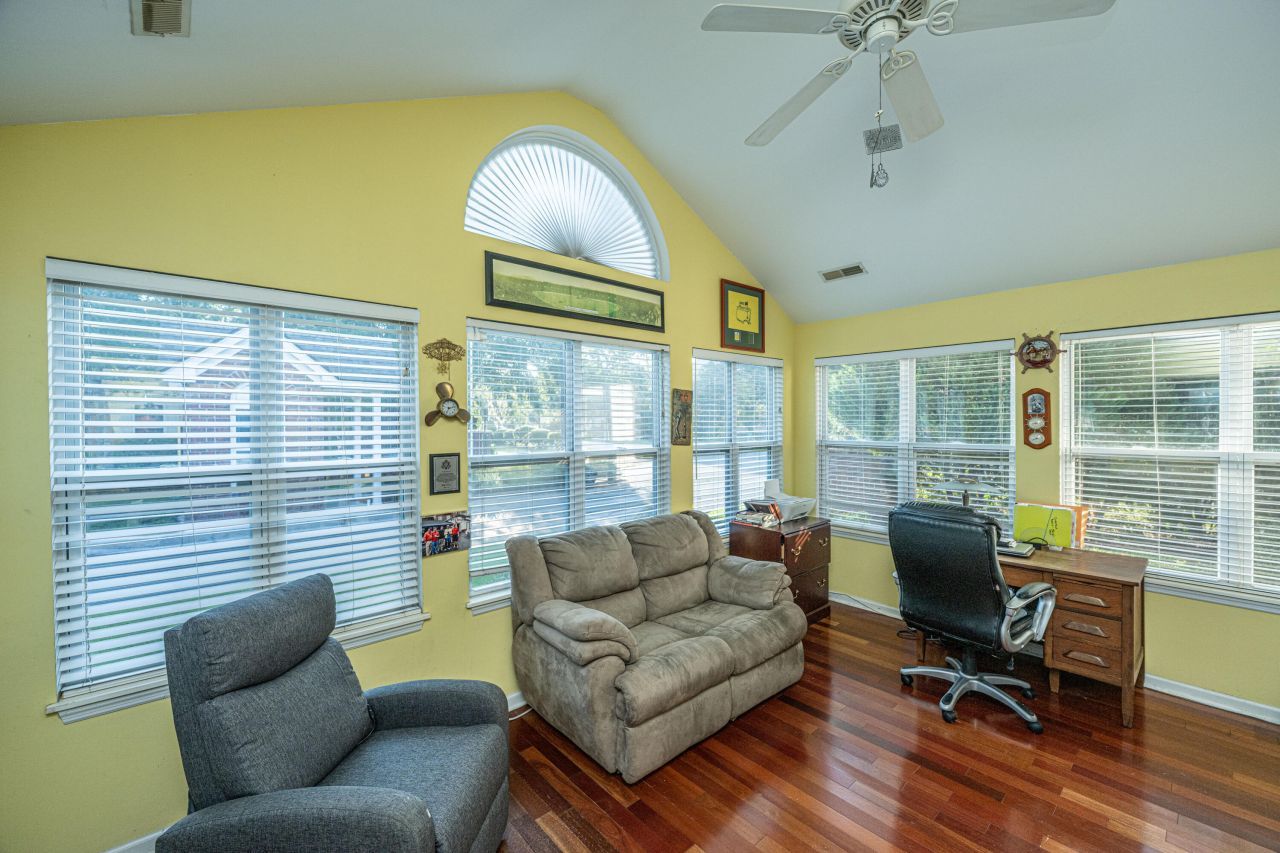120 Ashley Villa Circle Photo 12
