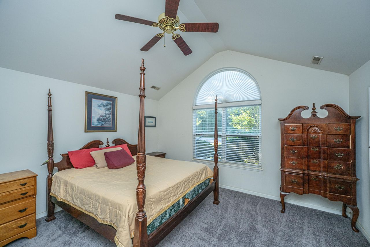 120 Ashley Villa Circle Photo 15