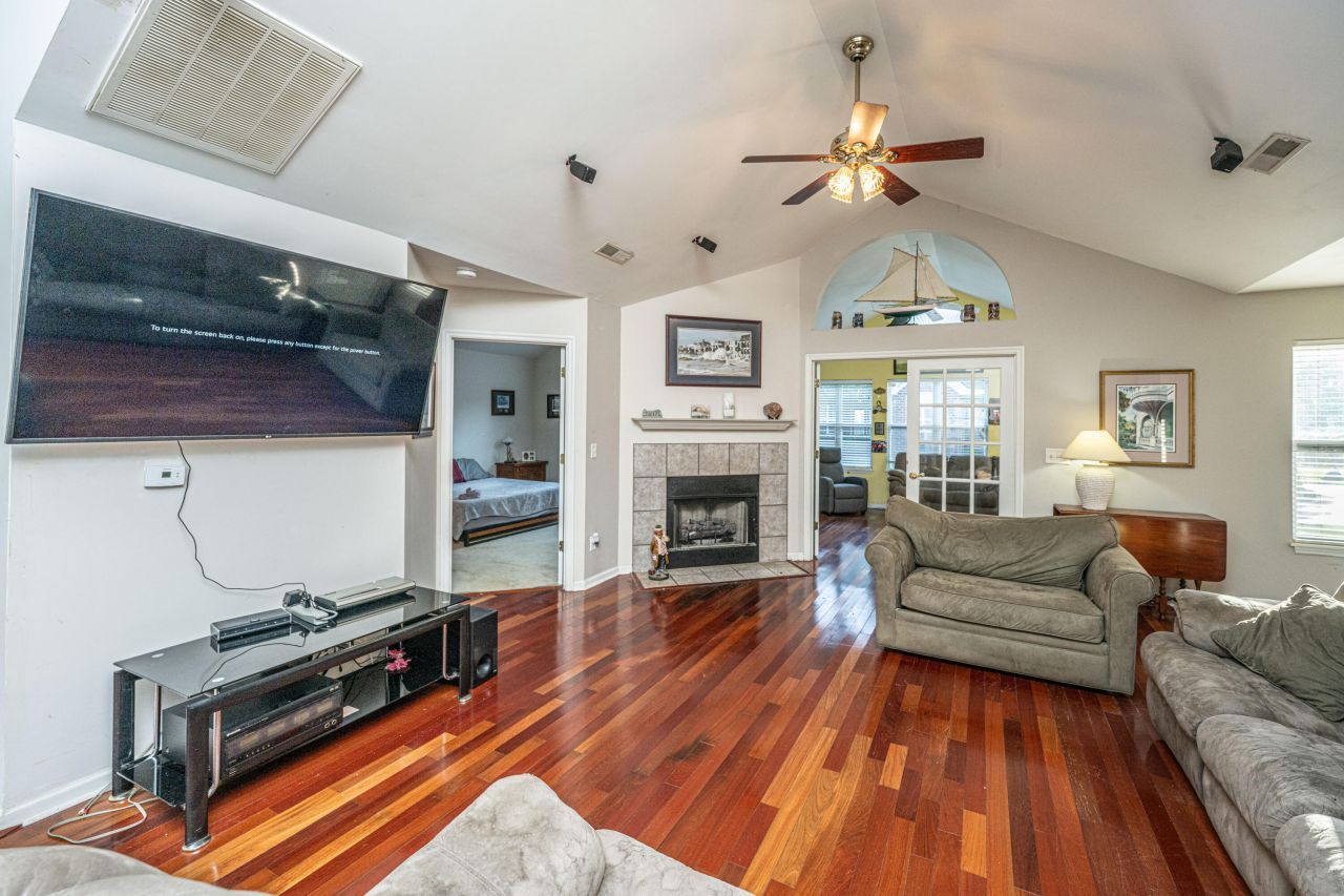 120 Ashley Villa Circle Photo 6