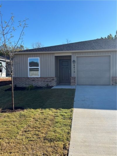 6610 NW Kathleen Street, Bentonville, AR 72713 Main Photo