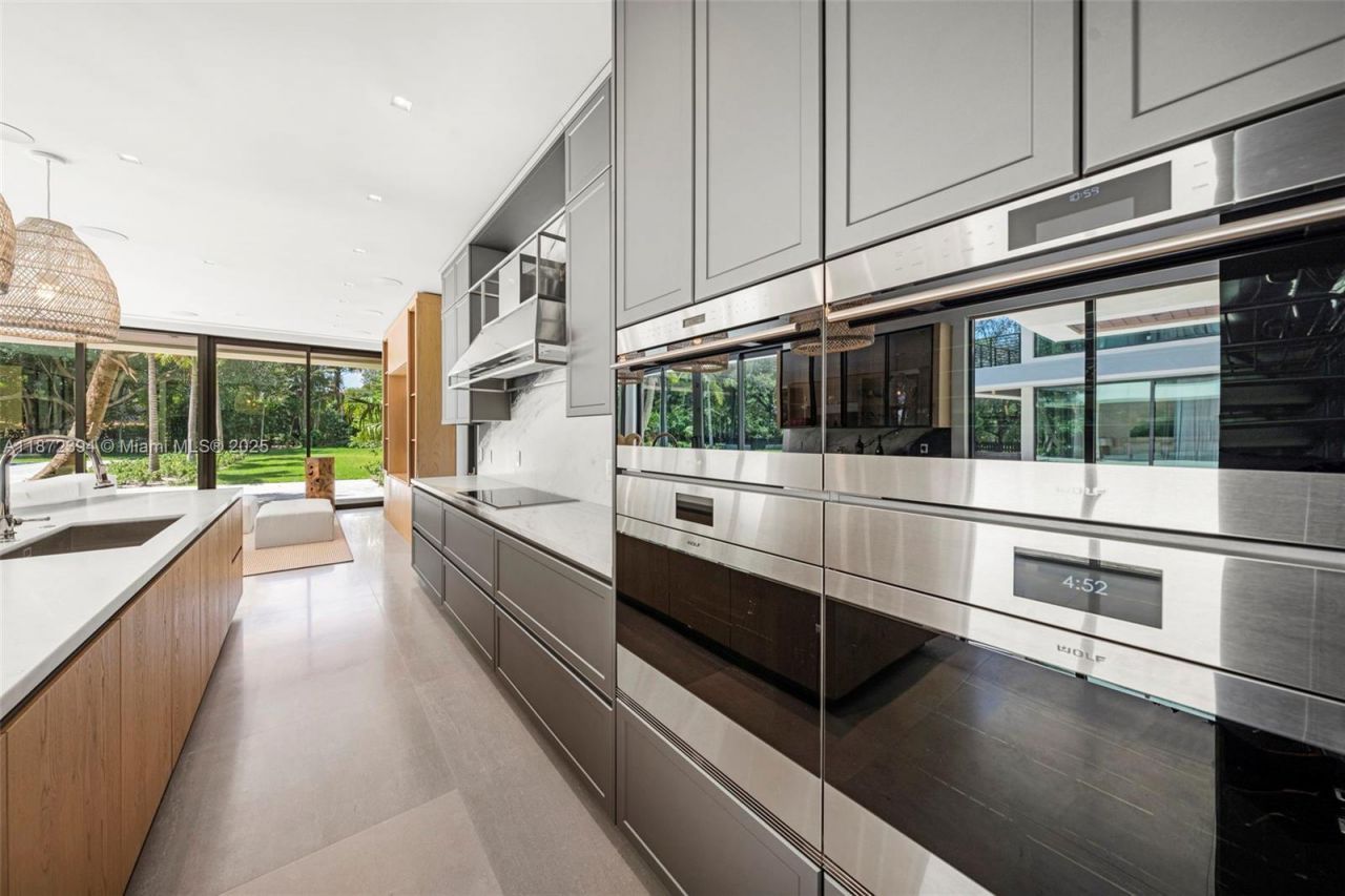 9440 Old Cutler Ln, Coral Gables, FL 33156 Photo