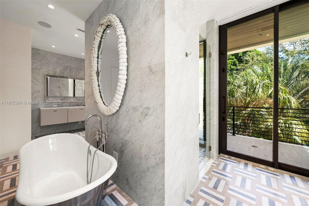 9440 Old Cutler Ln, Coral Gables, FL 33156 Photo