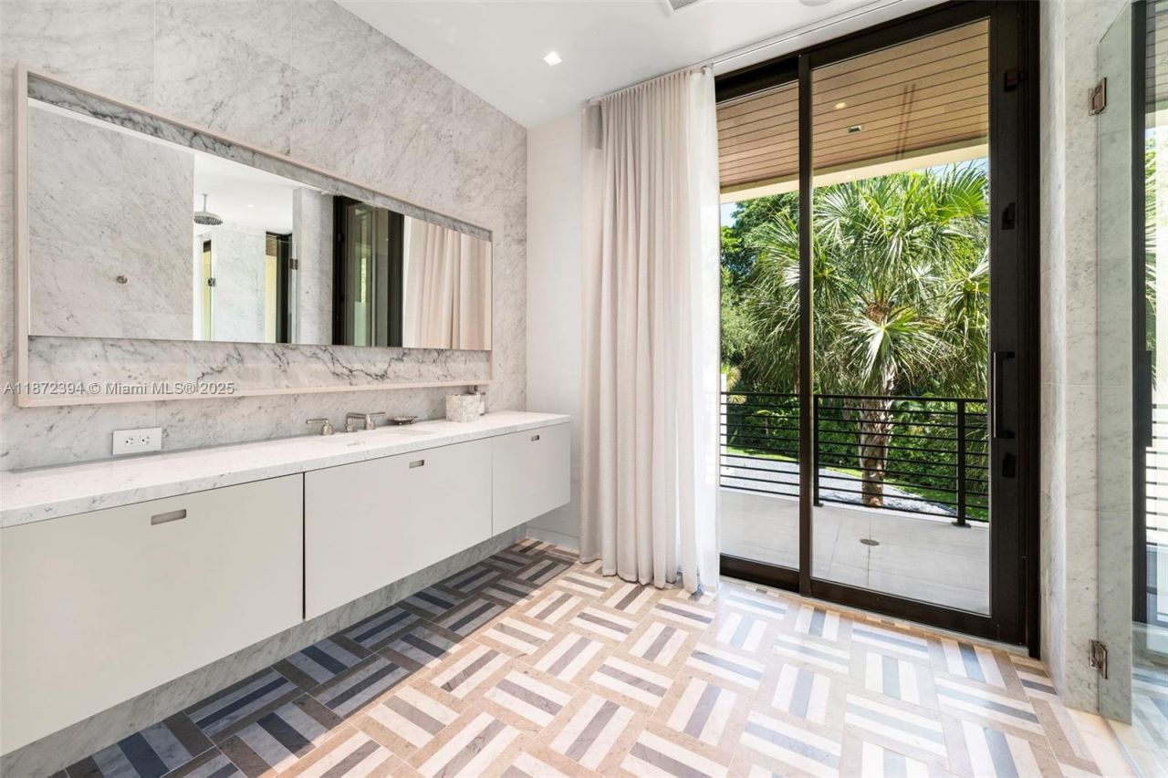 9440 Old Cutler Ln, Coral Gables, FL 33156 Photo