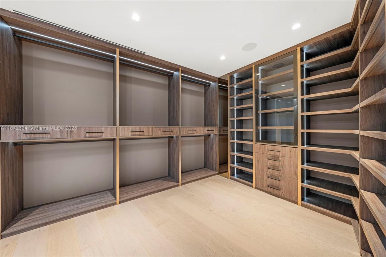 9440 Old Cutler Ln, Coral Gables, FL 33156 Photo