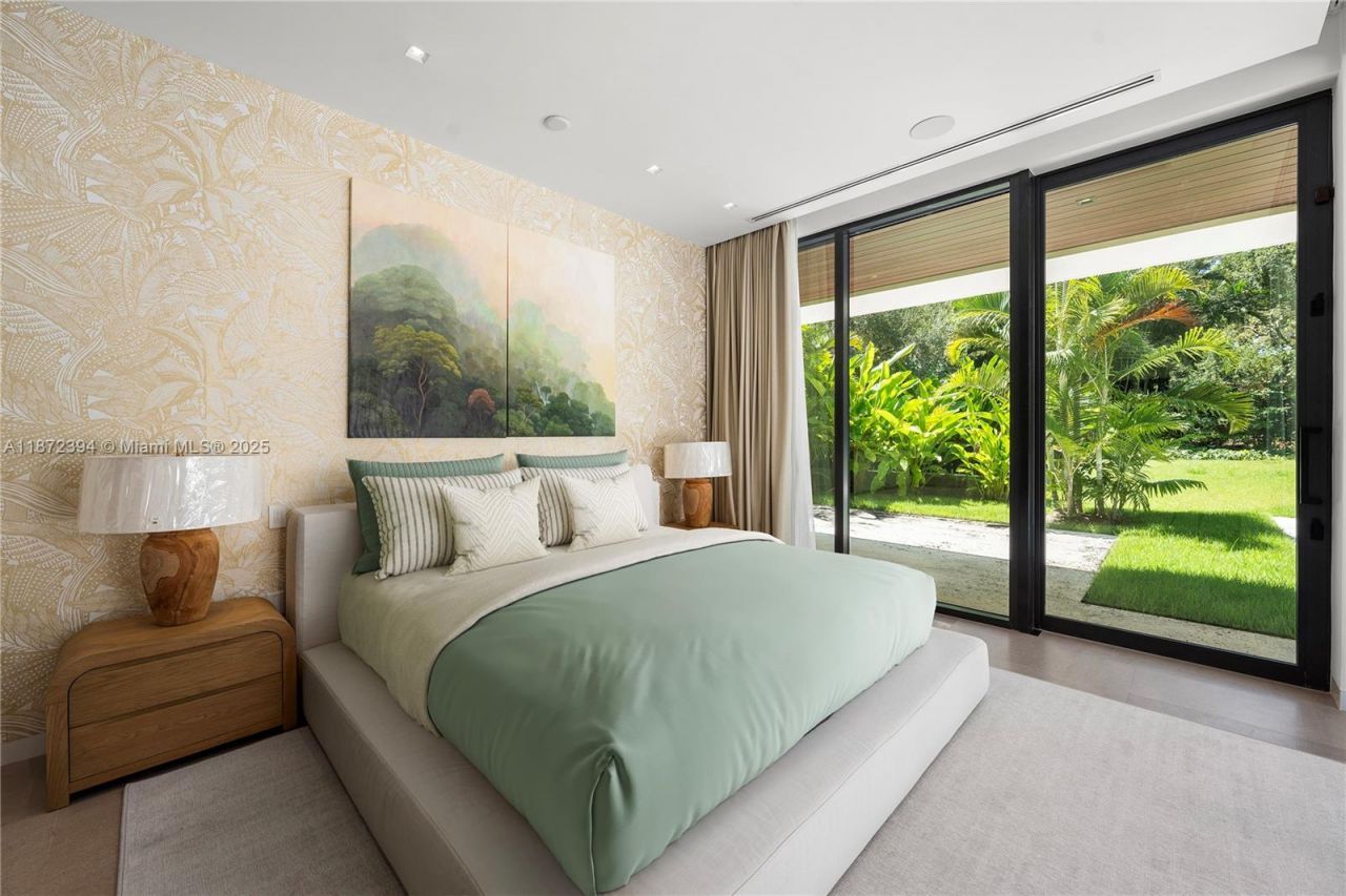 9440 Old Cutler Ln, Coral Gables, FL 33156 Photo