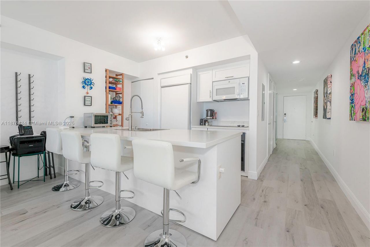 1830 S Ocean Dr, Unit 1605, Hallandale Beach, FL 33009 Photo