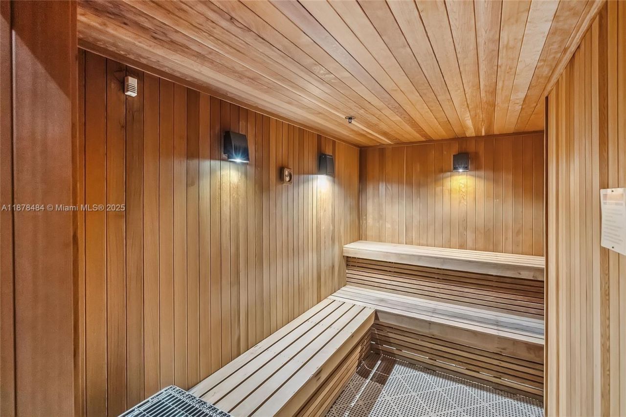 1830 S Ocean Dr, Unit 1605, Hallandale Beach, FL 33009 Photo